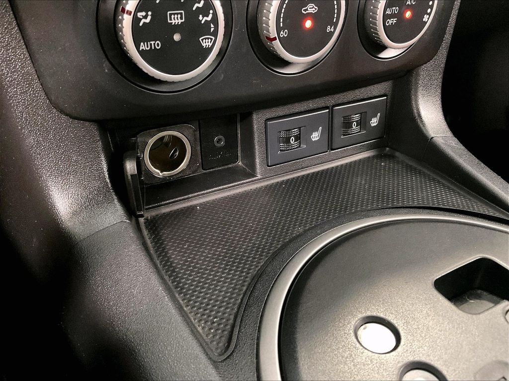 2013 Mazda Miata — photo 26