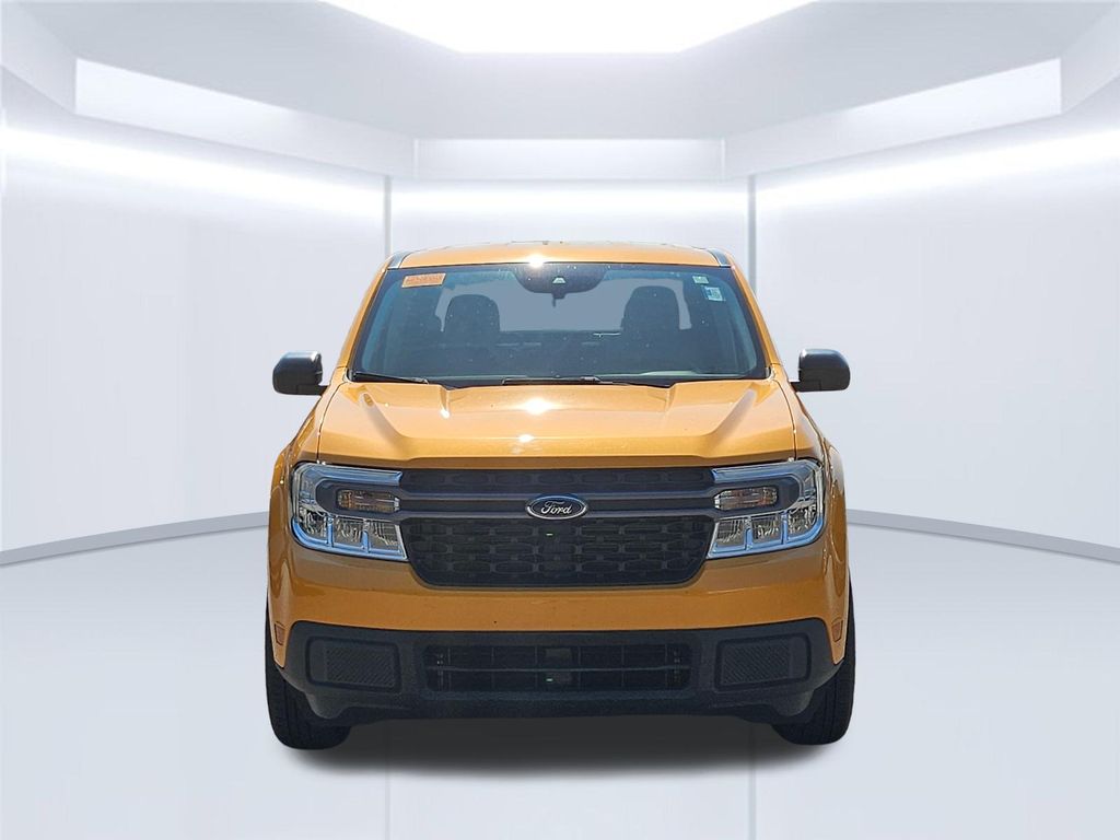 2023 Orange Metallic Ford Maverick XLT FWD Truck
