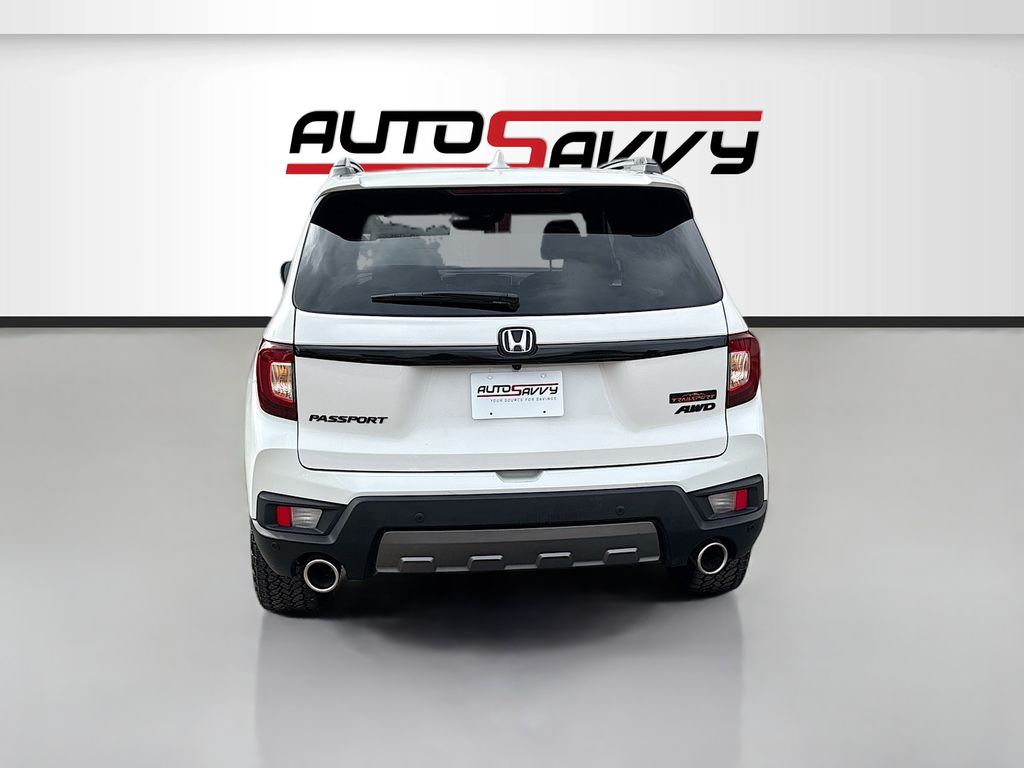 Used 2025 White Honda TrailSport image 6