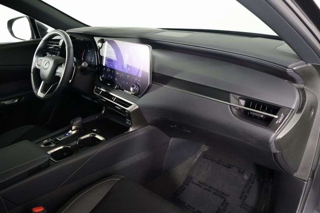 Thumbnail: 2024 Lexus RX - 9