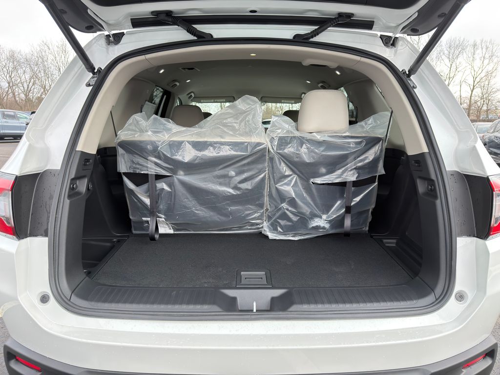 Thumbnail: 2026 Honda Pilot - 22