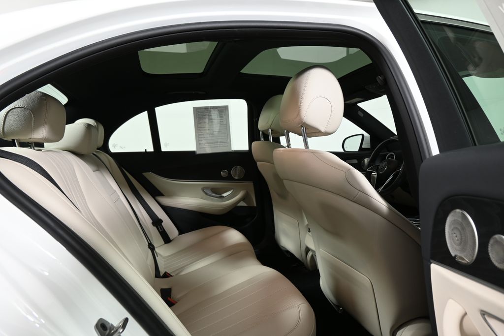 Thumbnail: 2023 Mercedes-Benz E-Class - 26