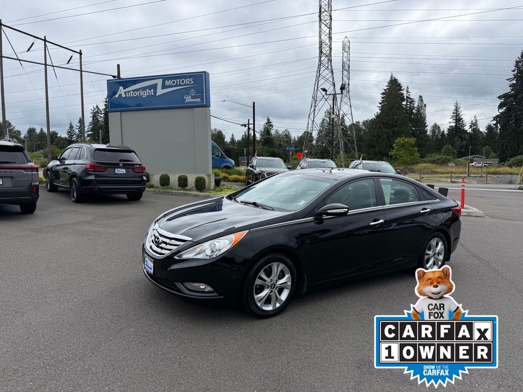 Midnight Black Mica 2012 Hyundai Sonata Sedan Front-Wheel Drive 6-Speed Automatic