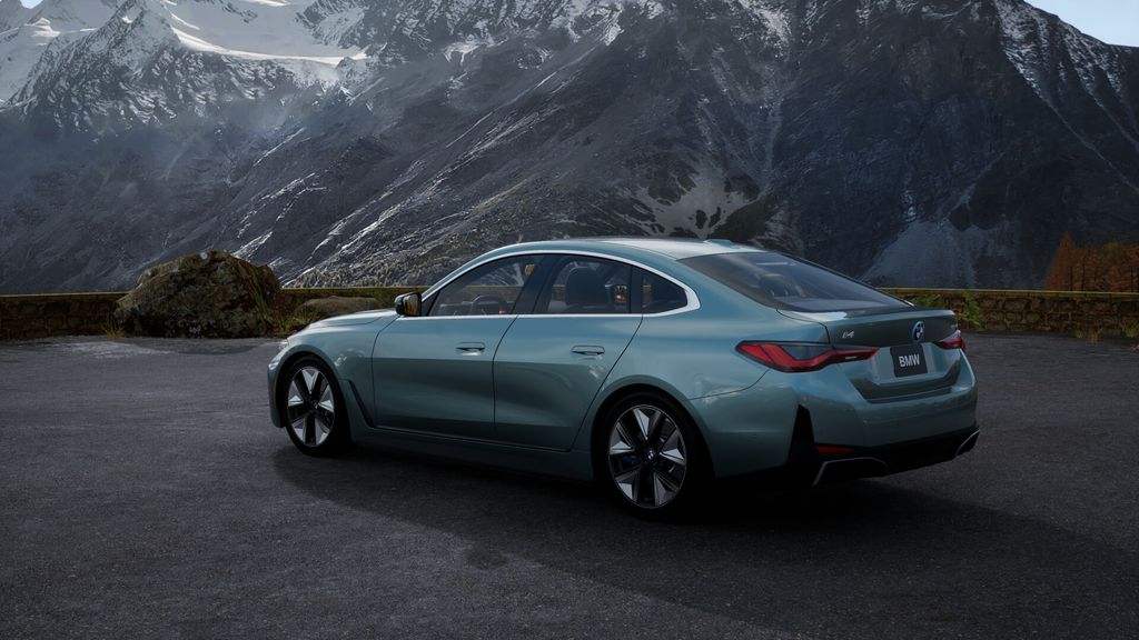 2025 BMW i4 eDrive40 26