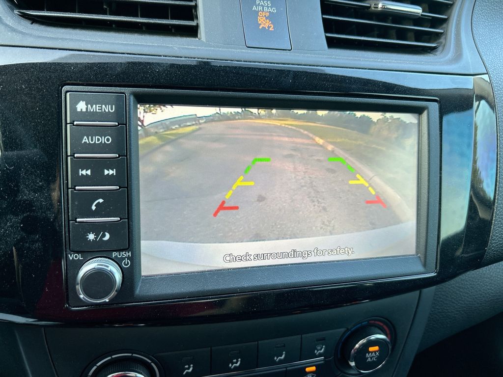 Thumbnail: 2019 Nissan Sentra - 22