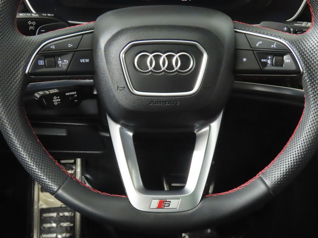 Thumbnail: 2025 Audi Q3 - 16