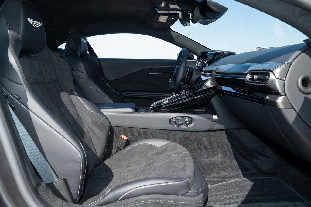 2026 Aston Martin Vantage Base - Photo 16