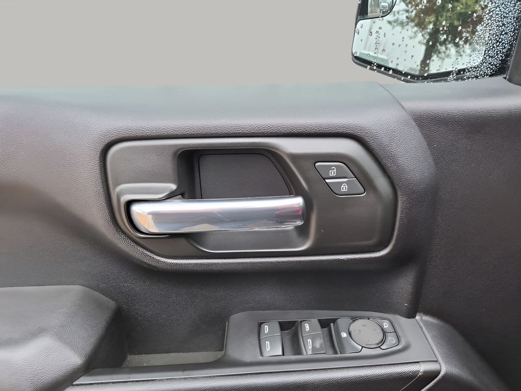 Used Car 2022 Chevrolet Silverado 1500  Custom For Sale Under $30,000 In Austin, Texas