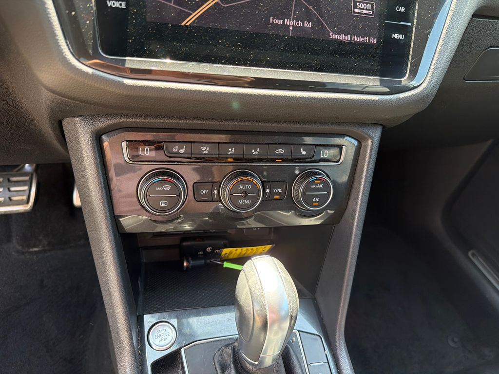Used 2019 Gray Volkswagen 2.0T SEL Premium R-Line image 31