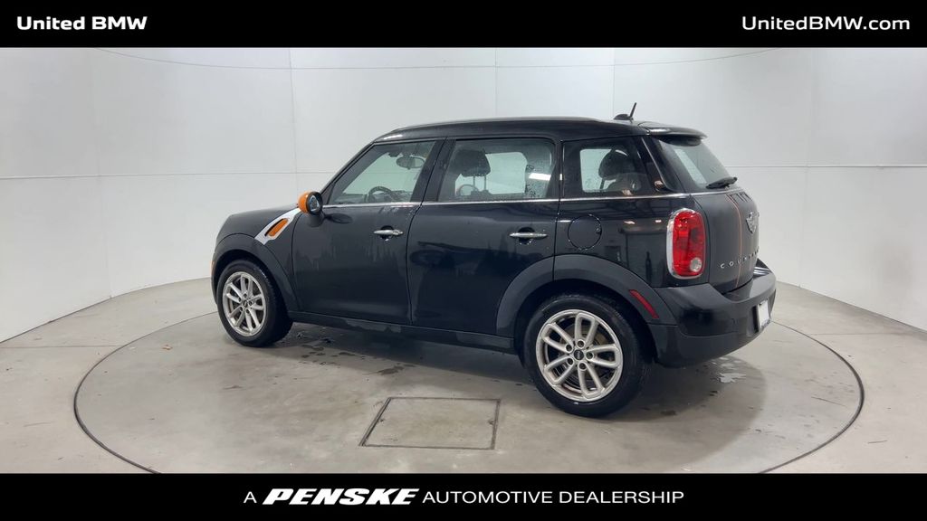 2016 MINI Cooper Countryman Base 6