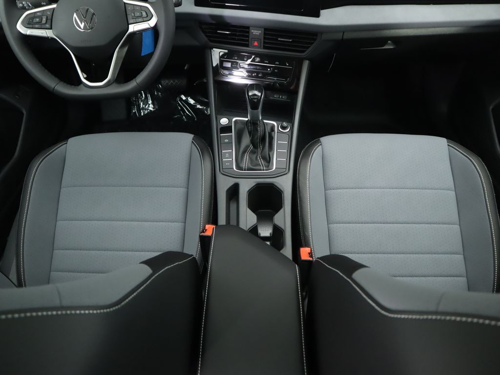 Thumbnail: 2026 Volkswagen Jetta - 16