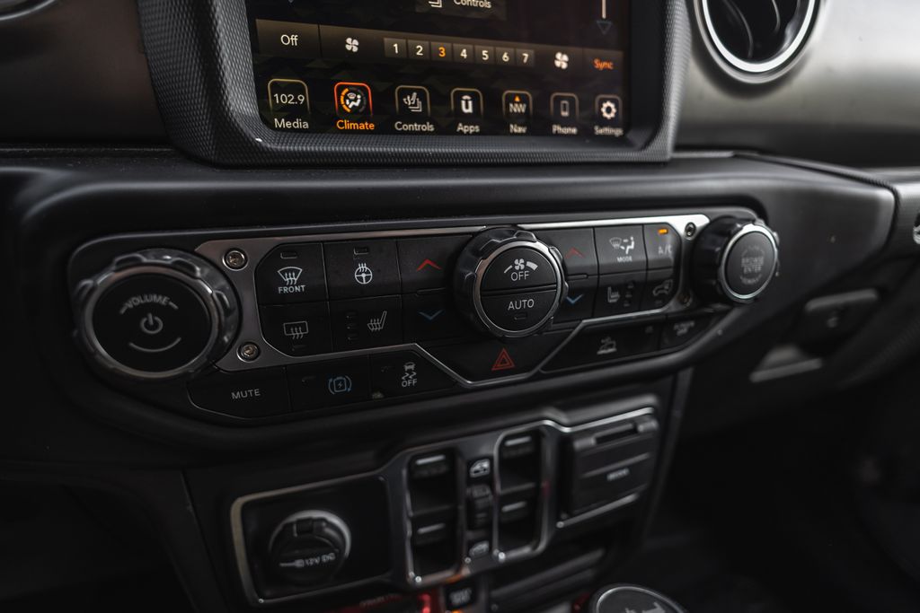 2023 Jeep Wrangler Rubicon 4xe thumbnail 13
