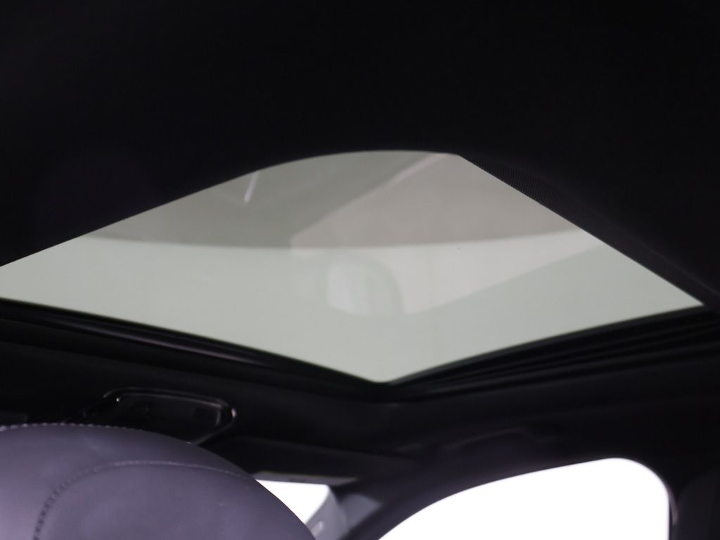 Used 2023 Gray BMW 330i image 14