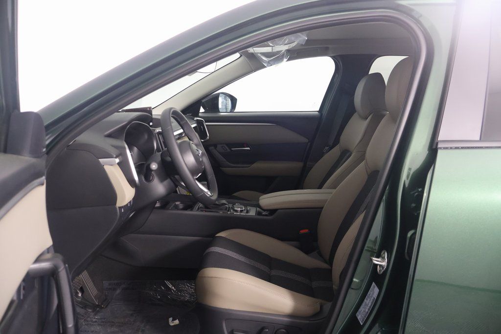 2025 Mazda CX-50 S Premium 5