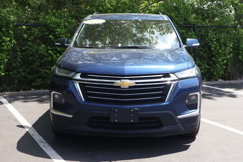 Thumbnail: 2023 Chevrolet Traverse - 2