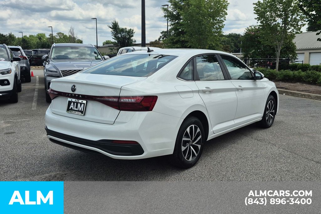 Used 2025 Pure White Volkswagen 1.5T S image 5