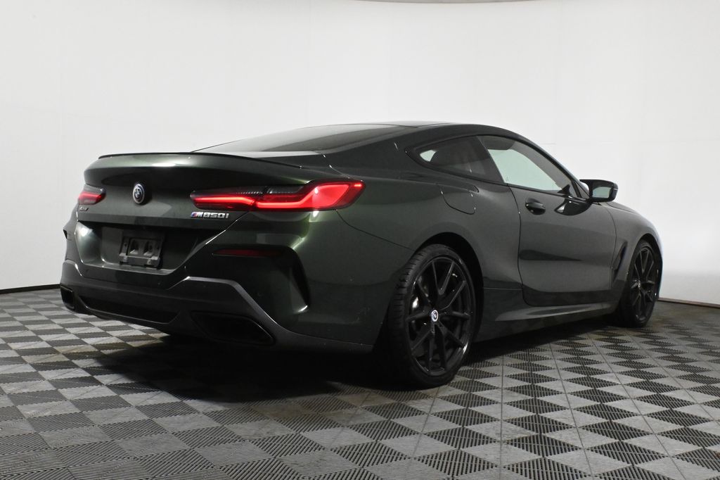 Thumbnail: 2023 BMW 8 Series - 6