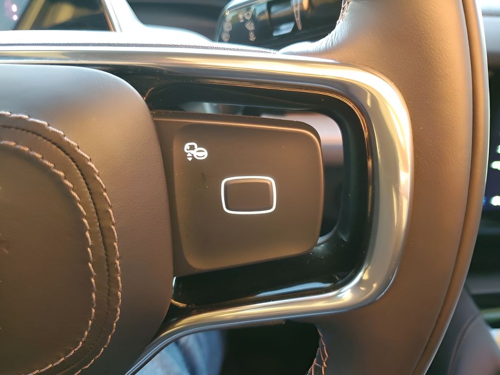 Used Car 2025 Lincoln Navigator L  Reserve For Sale Under $100,000 In Austin, Texas