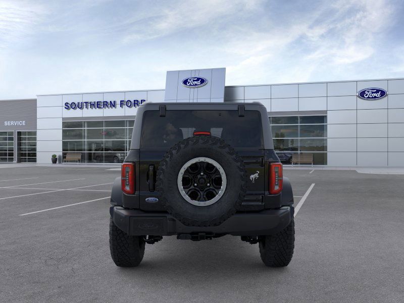 New 2025 Black Ford Outer Banks image 5