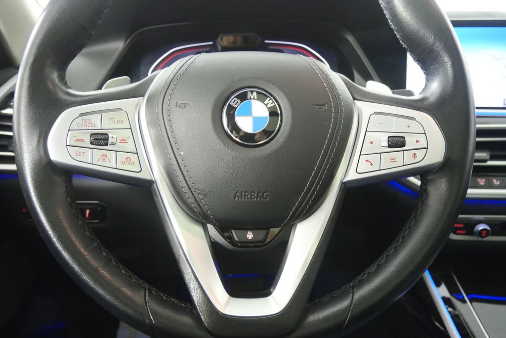 Thumbnail: 2021 BMW X7 - 22