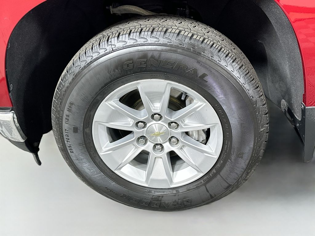 Thumbnail: 2021 Chevrolet Silverado 1500 - 30