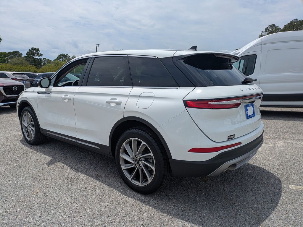 2025 Lincoln Corsair Premiere