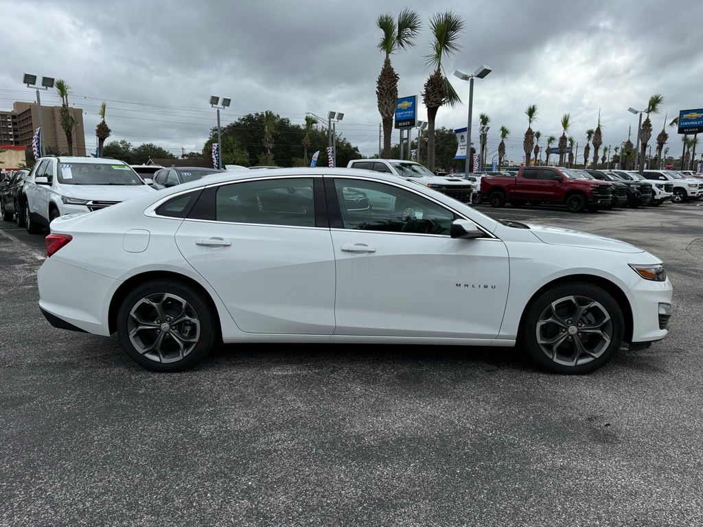 2024 Chevrolet Malibu LT 8