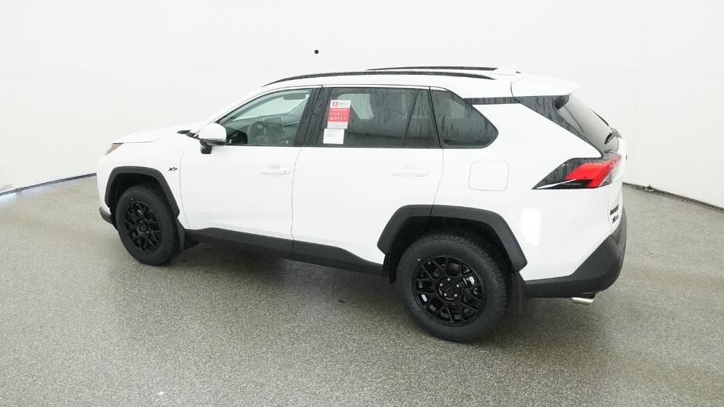 Thumbnail: 2025 Toyota RAV4 - 13