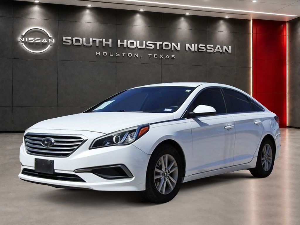 2017 Hyundai Sonata SE White at Autostrade