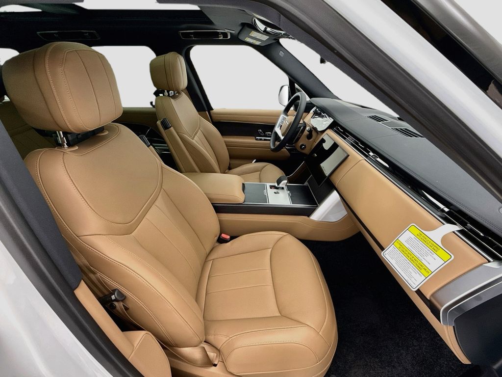 Thumbnail: 2026 Land Rover Range Rover - 20