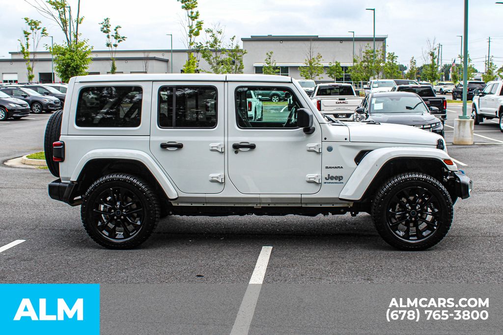 Used 2024 White Jeep Sahara 4xe image 9