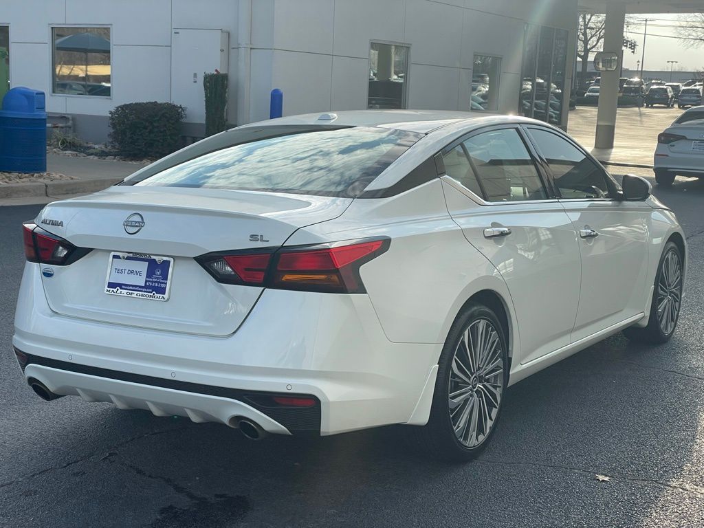 Thumbnail: 2024 Nissan Altima - 6