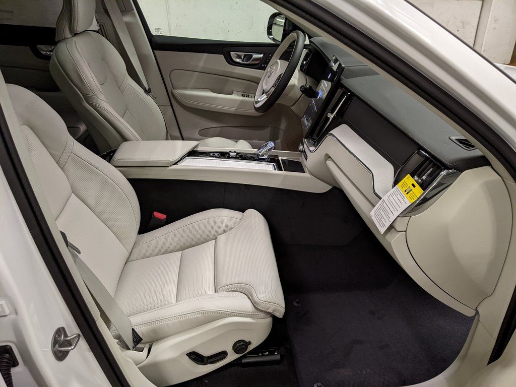 2026 Volvo XC60 Ultra - Photo 23