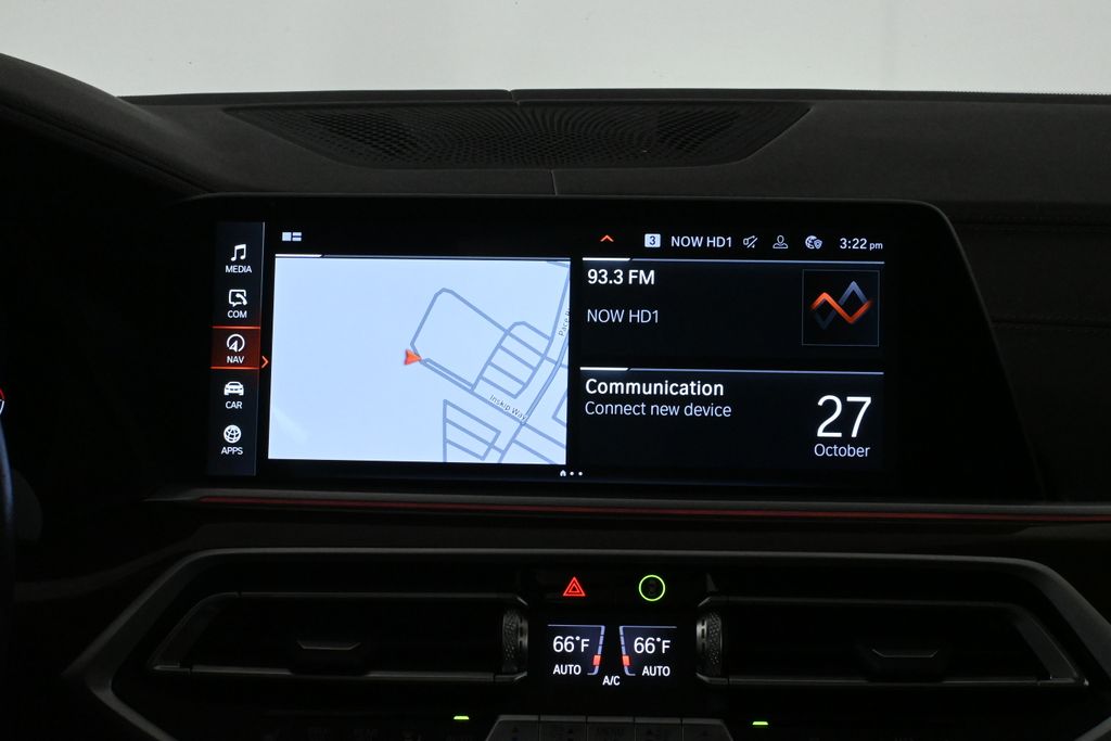 Thumbnail: 2022 BMW X5 - 22