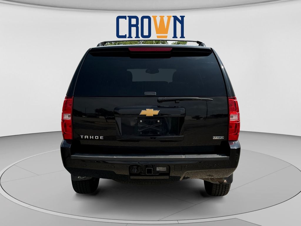 View vehicle photo 4