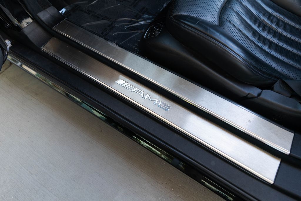 Used 2011 Mercedes-benz SL-Class Convertible