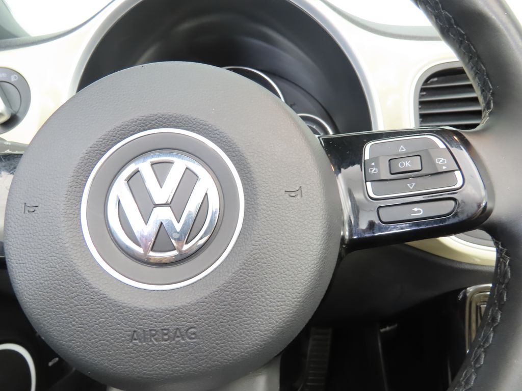 Thumbnail: 2019 Volkswagen Beetle - 20