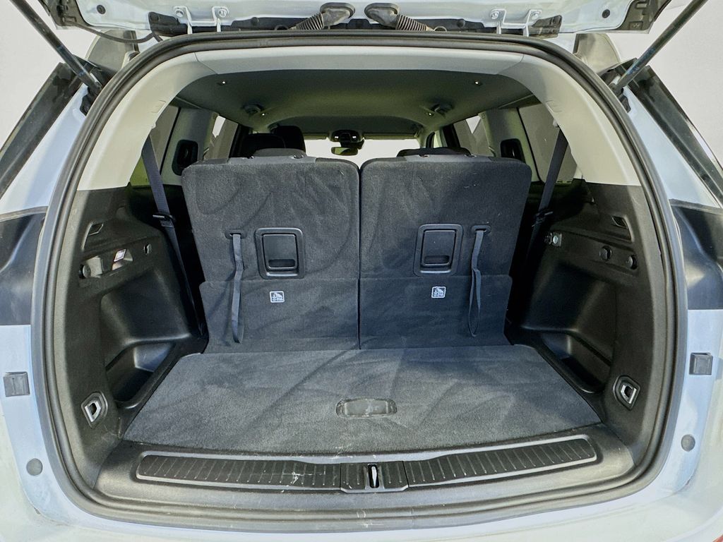 Used Car 2023 Jeep Grand Cherokee L  Laredo For Sale Under $30,000 In Austin, Texas