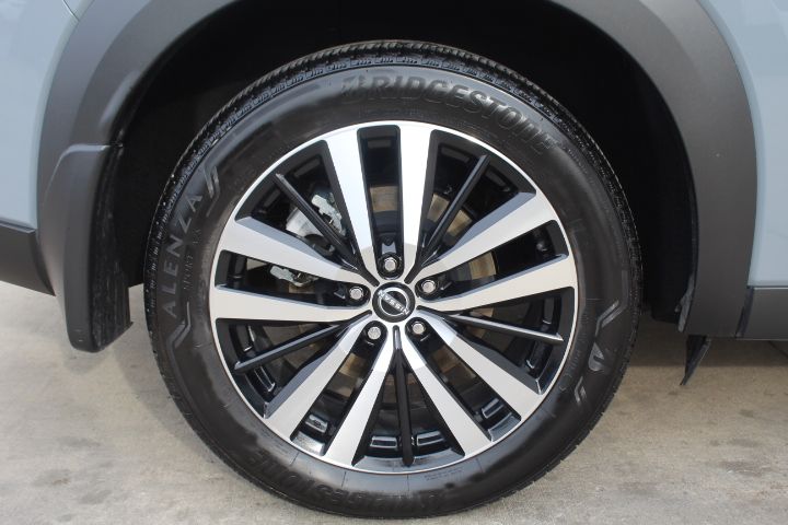 Used Car 2024 Nissan Pathfinder  Platinum For Sale Under $40,000 In Georgetown, Texas