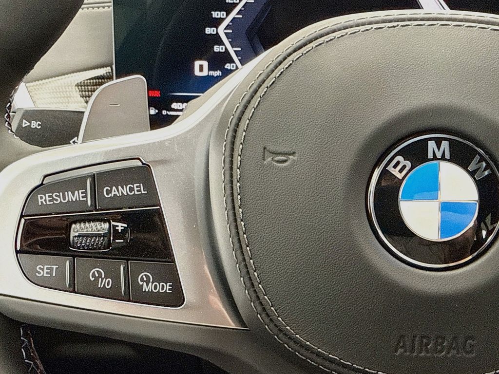 Thumbnail: 2027 BMW X6 - 11
