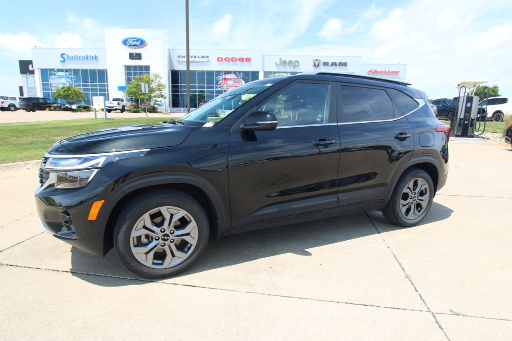 Used 2024 Kia Seltos SUV