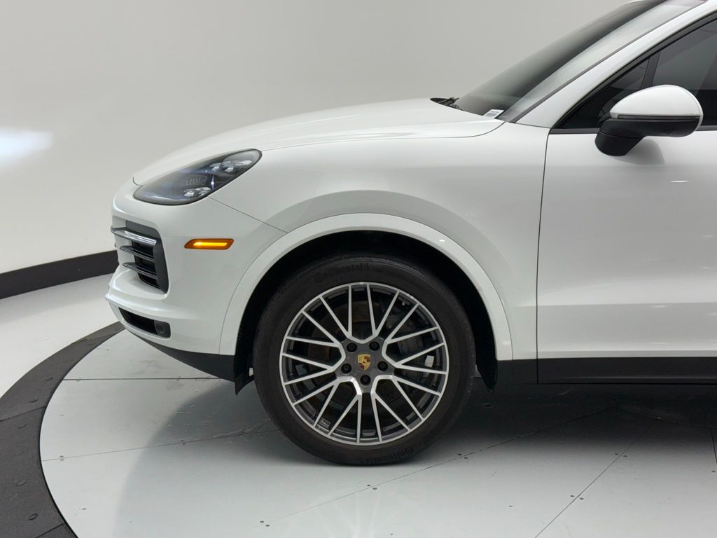2021 Porsche Cayenne S 32