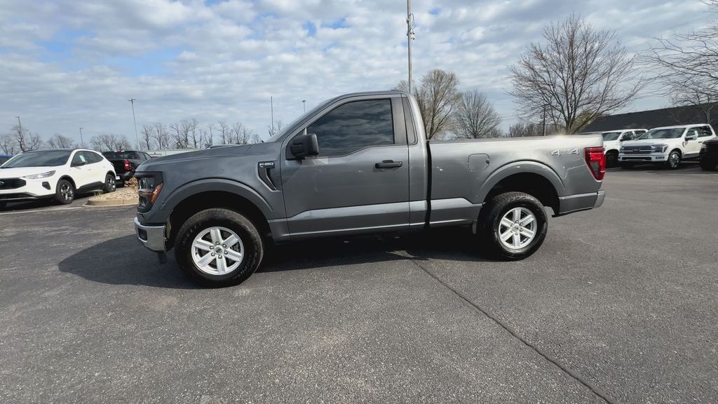 View vehicle photo 5