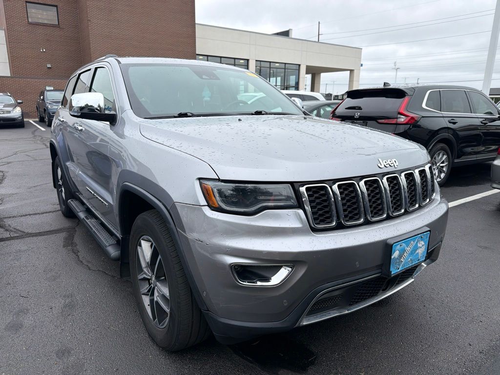 Thumbnail: 2017 Jeep Grand Cherokee - 4