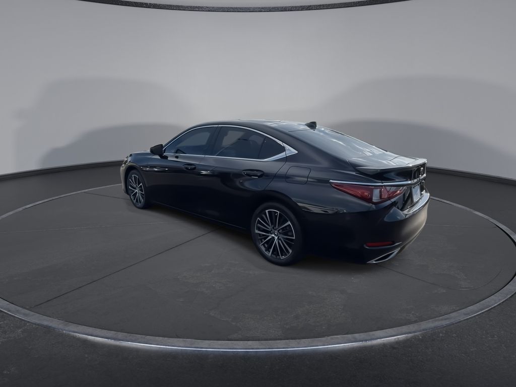 Thumbnail: 2022 Lexus ES - 5