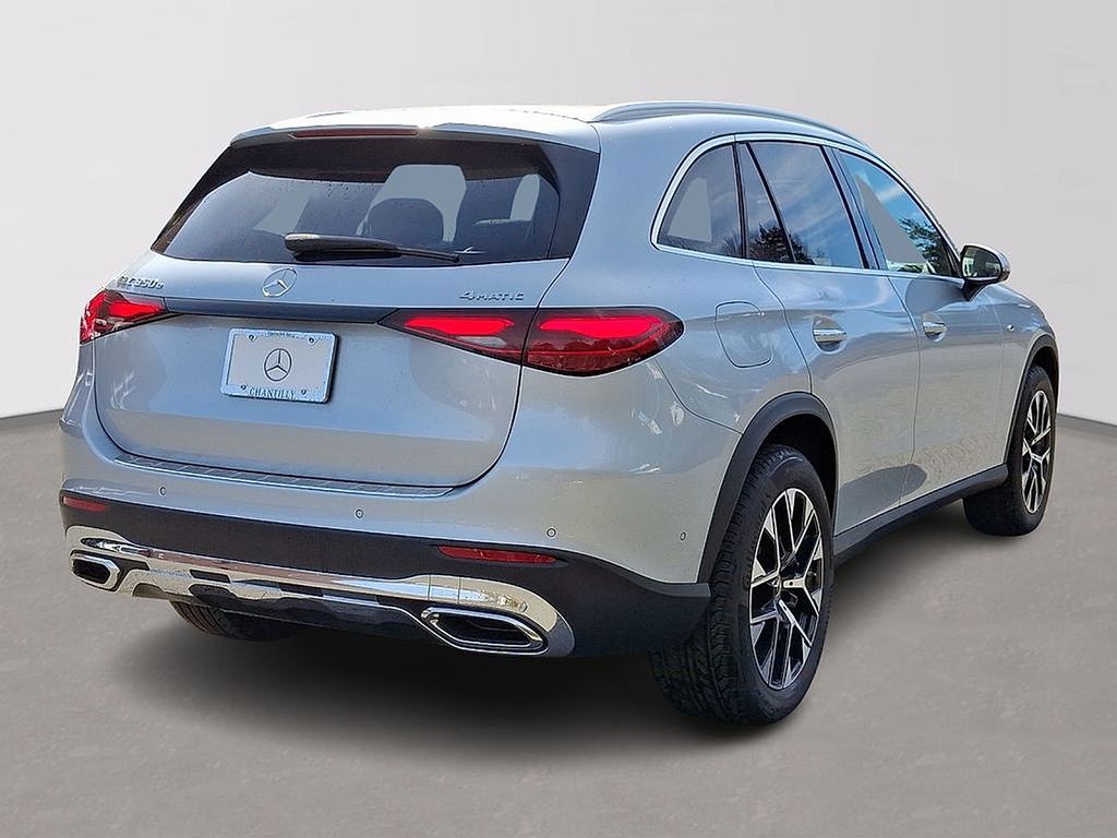 Thumbnail: 2025 Mercedes-Benz GLC - 3