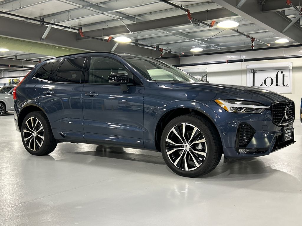 Denim Blue Metallic 2025 Volvo XC60 B5 Plus Dark Theme AWD SUV / Crossover All-Wheel Drive Automatic