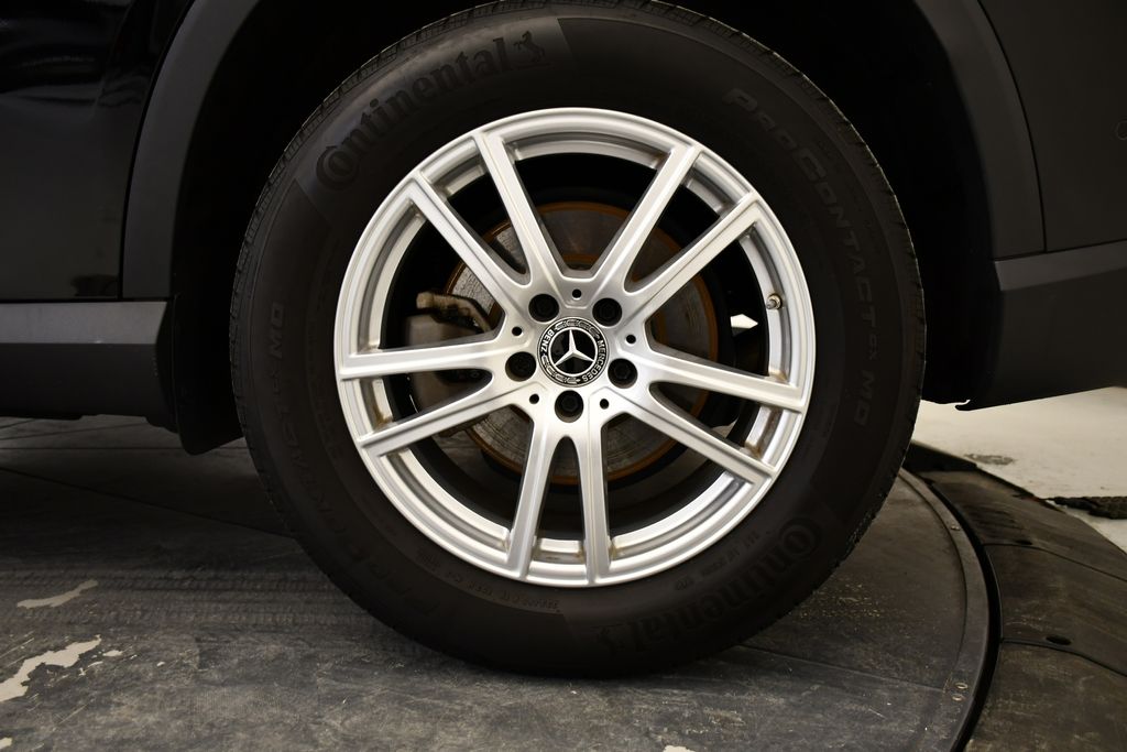 Thumbnail: 2023 Mercedes-Benz GLC - 13