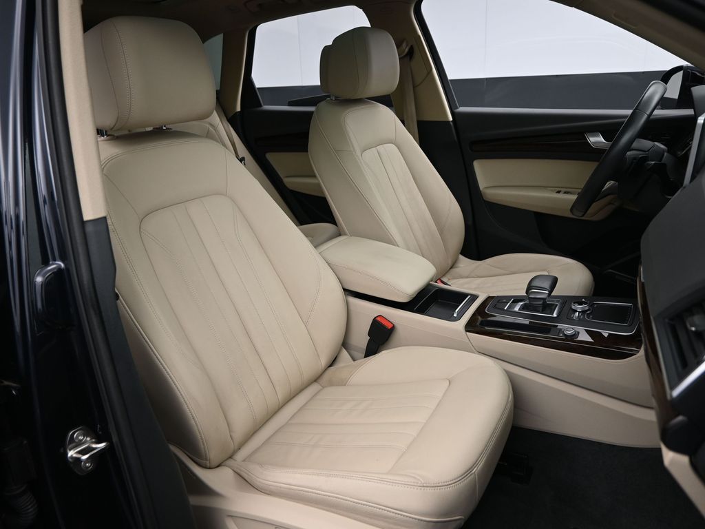 2018 Audi Q5 2.0T quattro Premium Plus