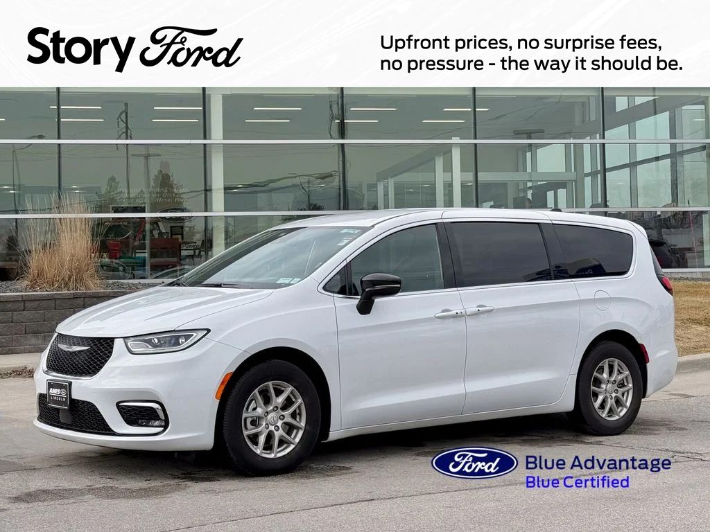 2025 Chrysler Pacifica Select FWD